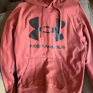 Under Armour Men’s maroon Crewneck Hoodie